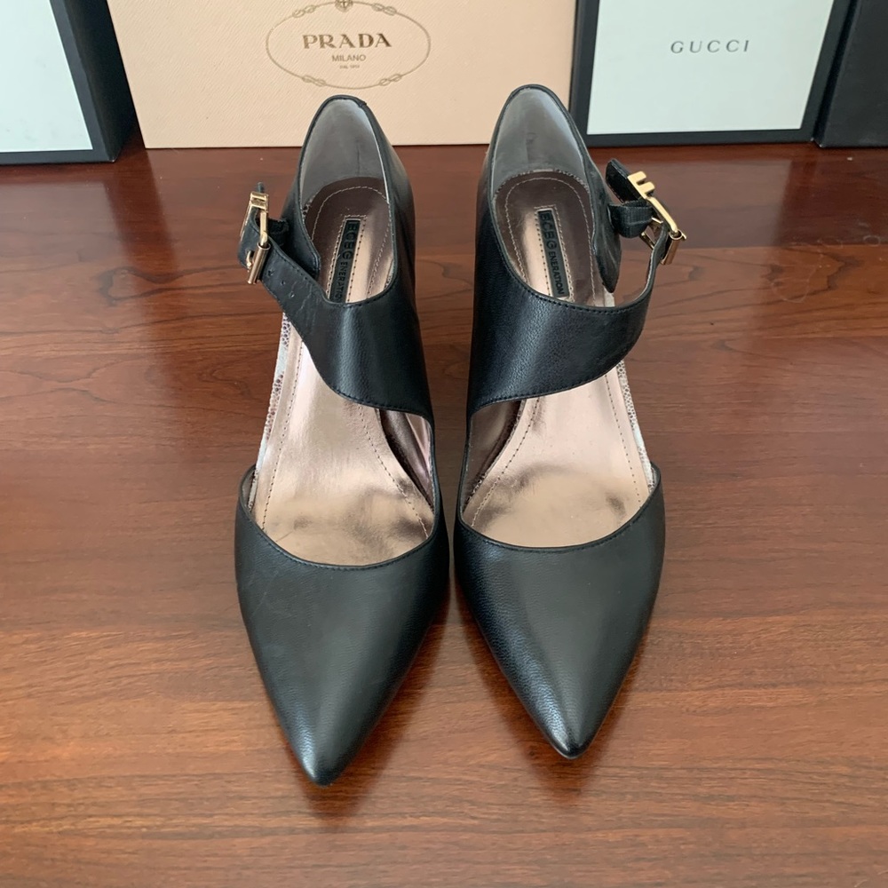 BCBG Generation Heel - Picture 2 of 3